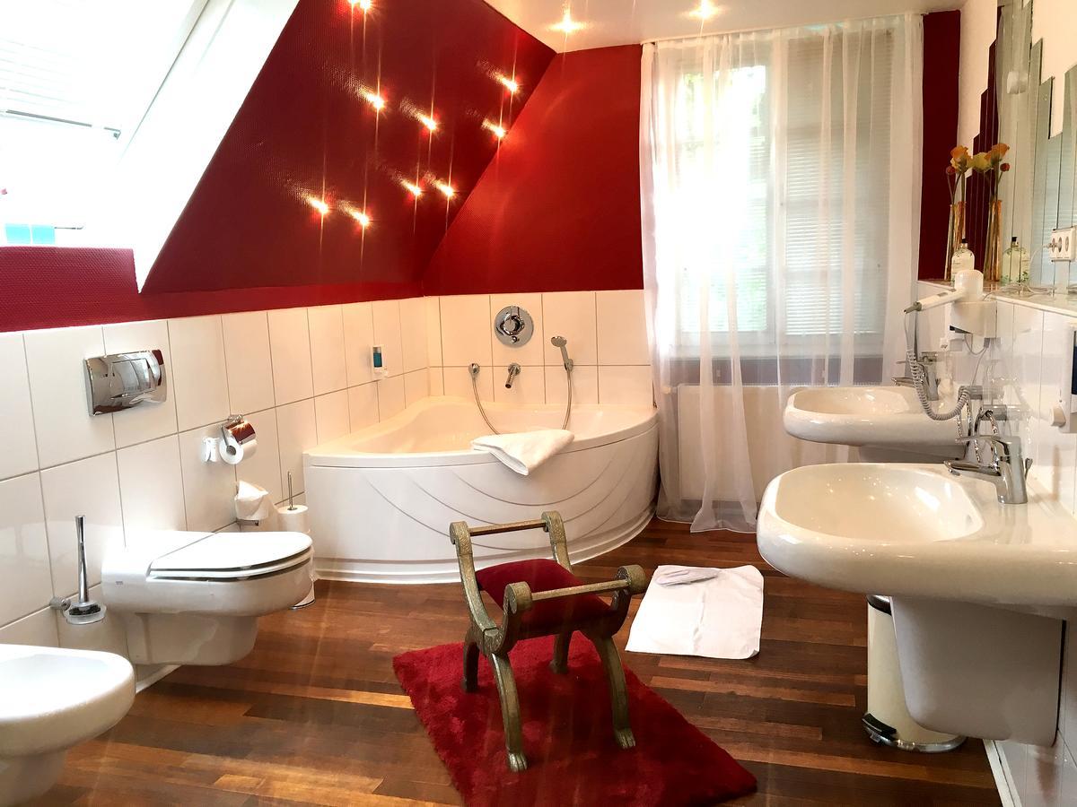 Lilis Kleines Hotel Munster  Bagian luar foto